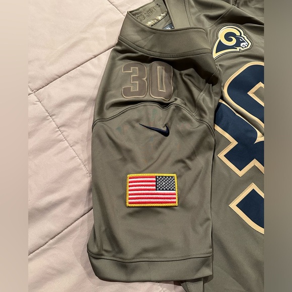 4x🎉HP🎉 LA Rams Nike Jersey SALUTE TO SERVICE Special Edition 🇺🇸 Gurley II #30 - Picture 12 of 16